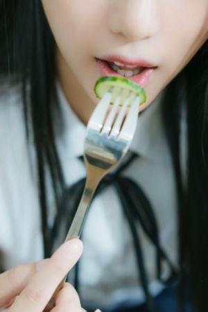 亚洲av电影影音女先锋_HD手机免费观看完整