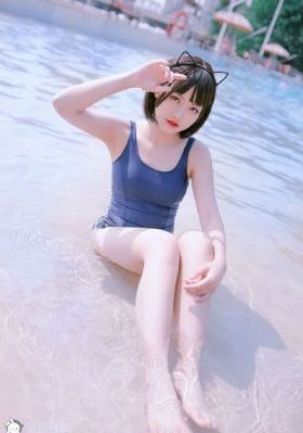 欧美黑白美女模特_剧情片动漫在线观看