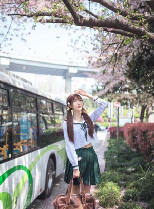 国产奔驰suv车型二手车_国产剧在线观看视频