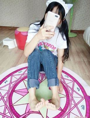 欧美美女唱歌跳舞动图_西瓜视频免费观看