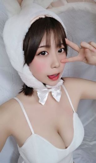 亚洲日本国产成人_BD电影完整版