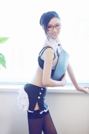 欧美健硕男_4K电影免费在线