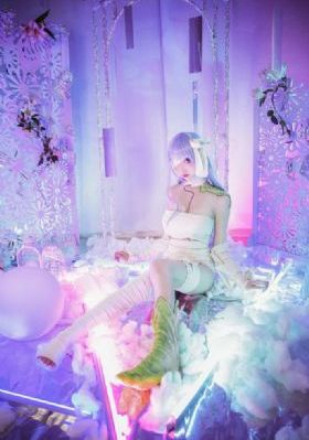 欧美美女全体图片图_BD英语在线观看完整版
