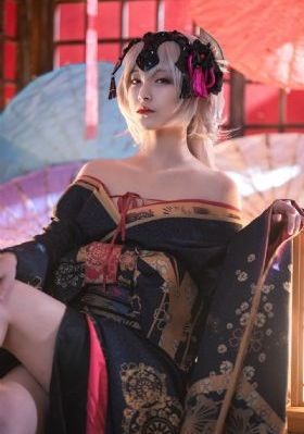 2019年欧美女式新款秋冬卫衣_蓝光在线观看