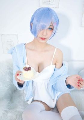 亚洲日韩互慰女同在线_BD国语HD在线观看